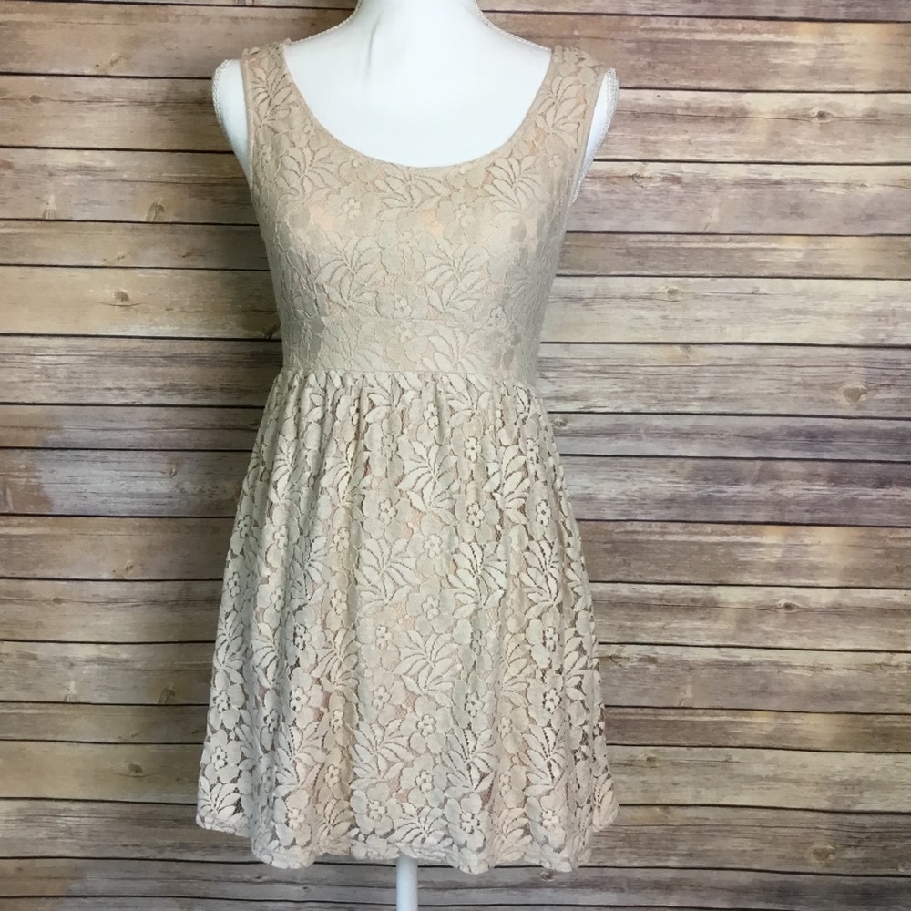 Forever 21 Lace Dress